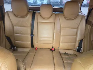 2004 Porsche Cayenne