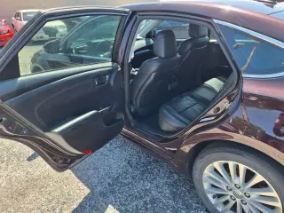 2013 Toyota Avalon Hybrid