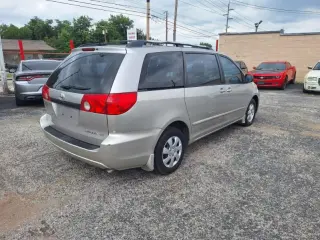 2009 Toyota Sienna