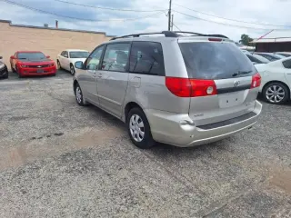 2009 Toyota Sienna
