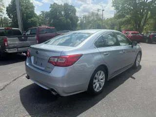 2017 Subaru Legacy