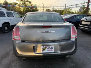 2012 Chrysler 300