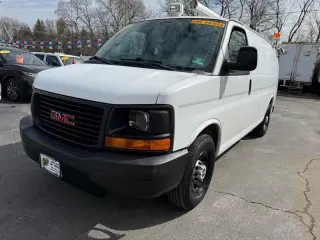 2011 GMC Savana