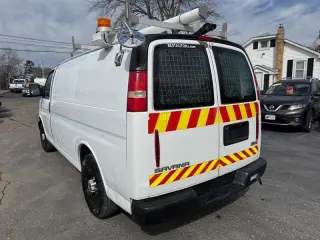 2011 GMC Savana