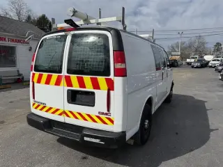 2011 GMC Savana