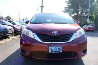 2011 Toyota Sienna