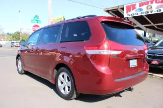 2011 Toyota Sienna