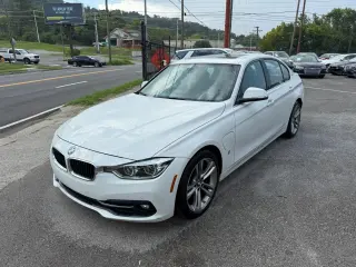 2018 BMW 3-Series 330e iPerformance Sedan