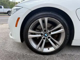 2018 BMW 3-Series 330e iPerformance Sedan