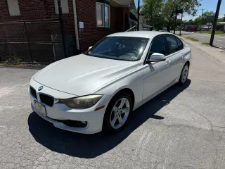 2015 BMW 3-Series 320i Sedan