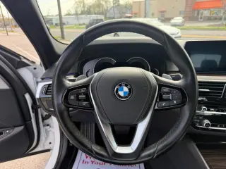 2019 BMW 5-Series 530e iPerformance