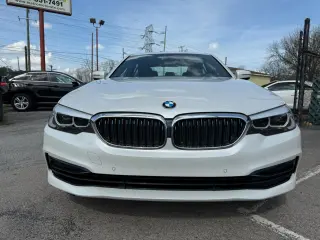 2019 BMW 5-Series 530e iPerformance