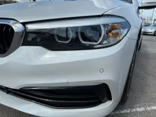 2019 BMW 5-Series 530e iPerformance