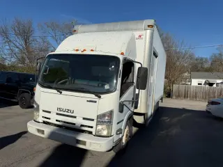 2009 Isuzu NPR