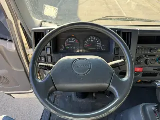 2009 Isuzu NPR