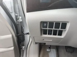 2016 Nissan Quest SV
