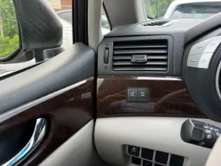 2016 Nissan Quest SV