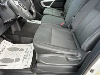 2017 Nissan Titan