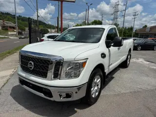 2017 Nissan Titan