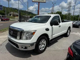 2017 Nissan Titan