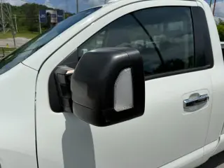 2017 Nissan Titan