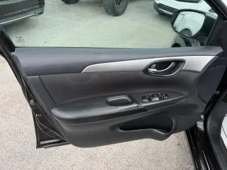 2017 Nissan Sentra S 6MT
