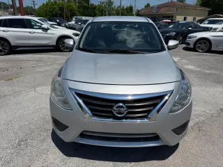 2019 Nissan Versa 1.6 S 5M