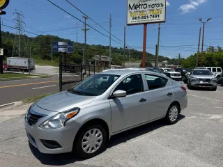 2019 Nissan Versa 1.6 S 5M