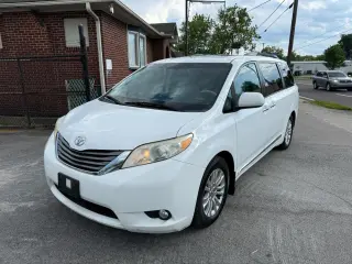 2013 Toyota Sienna