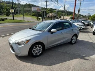 2017 Toyota Yaris iA