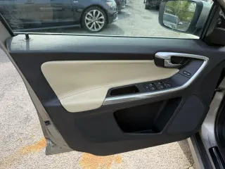 2016 Volvo XC60