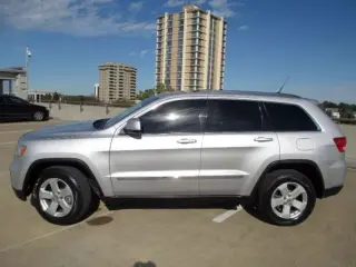 2011 JEEP GRAND CHEROKEE