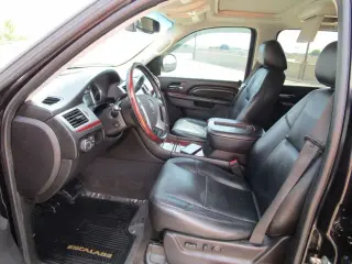 2012 CADILLAC ESCALADE ESV