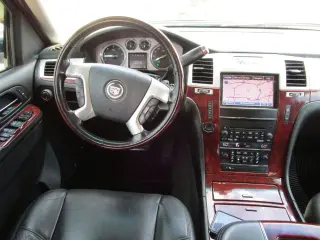 2012 CADILLAC ESCALADE ESV