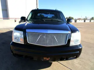 2004 CADILLAC ESCALADE EXT