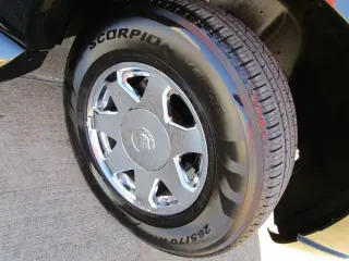 2004 CADILLAC ESCALADE EXT
