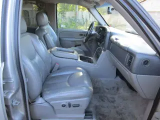 2005 CHEVROLET SUBURBAN 1500