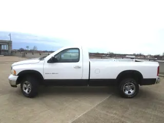 2003 DODGE RAM 1500 REGULAR CAB