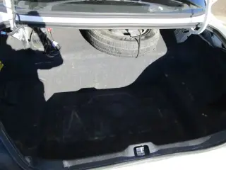 2011 FORD CROWN VICTORIA