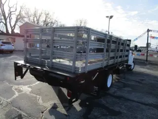 2005 GMC MEDIUM DUTY C5500