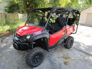 2021 HONDA PIONEER