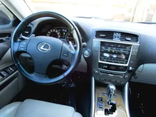 2009 LEXUS IS