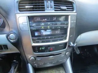 2009 LEXUS IS