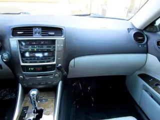 2009 LEXUS IS