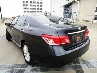 2011 LEXUS ES