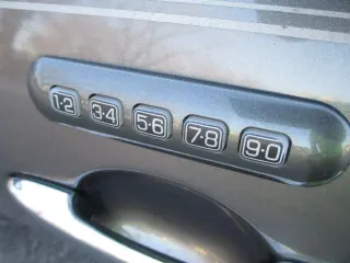 2010 LINCOLN MKZ