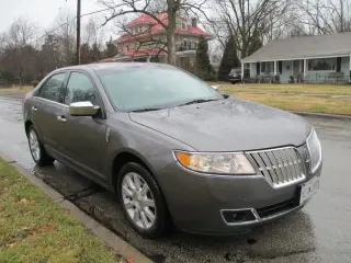 2010 LINCOLN MKZ