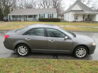 2010 LINCOLN MKZ