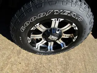 2012 RAM 1500 CREW CAB
