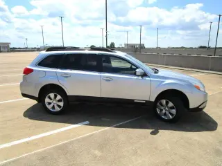 2012 SUBARU OUTBACK